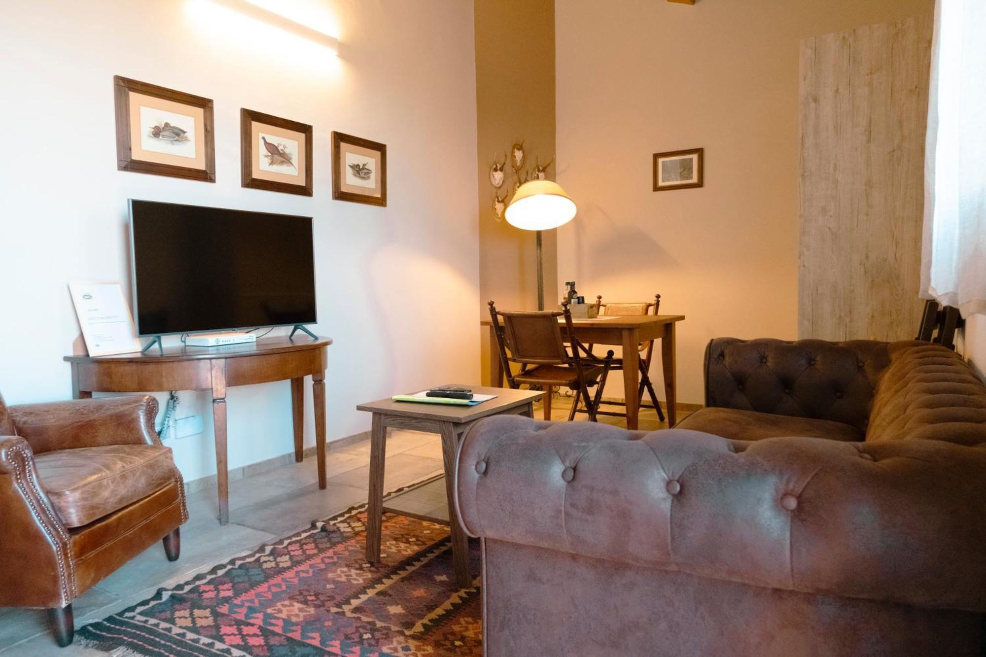 Agriturismo Cheloni Guasticce Dış mekan fotoğraf
